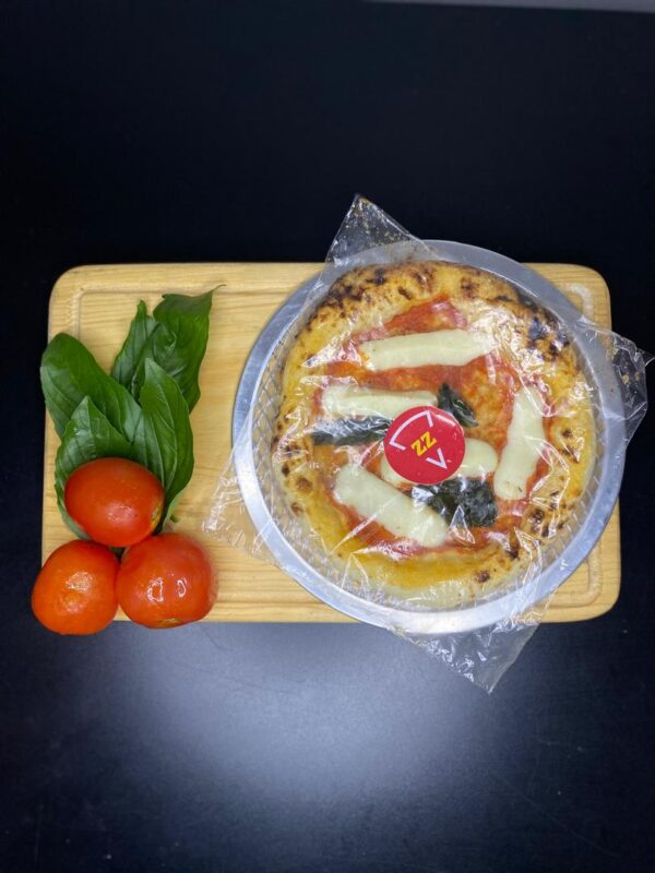 Pizza Margherita - Image 2